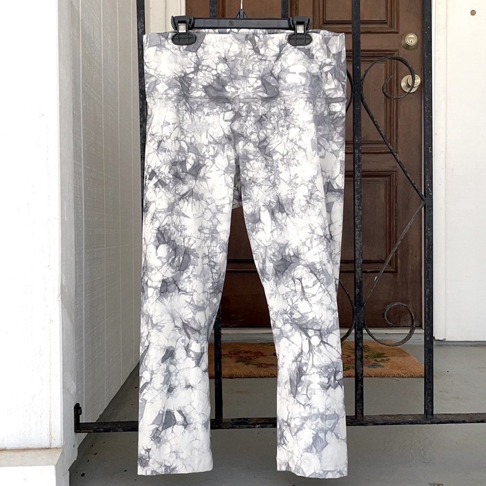 Lululemon Wunder Under leggings